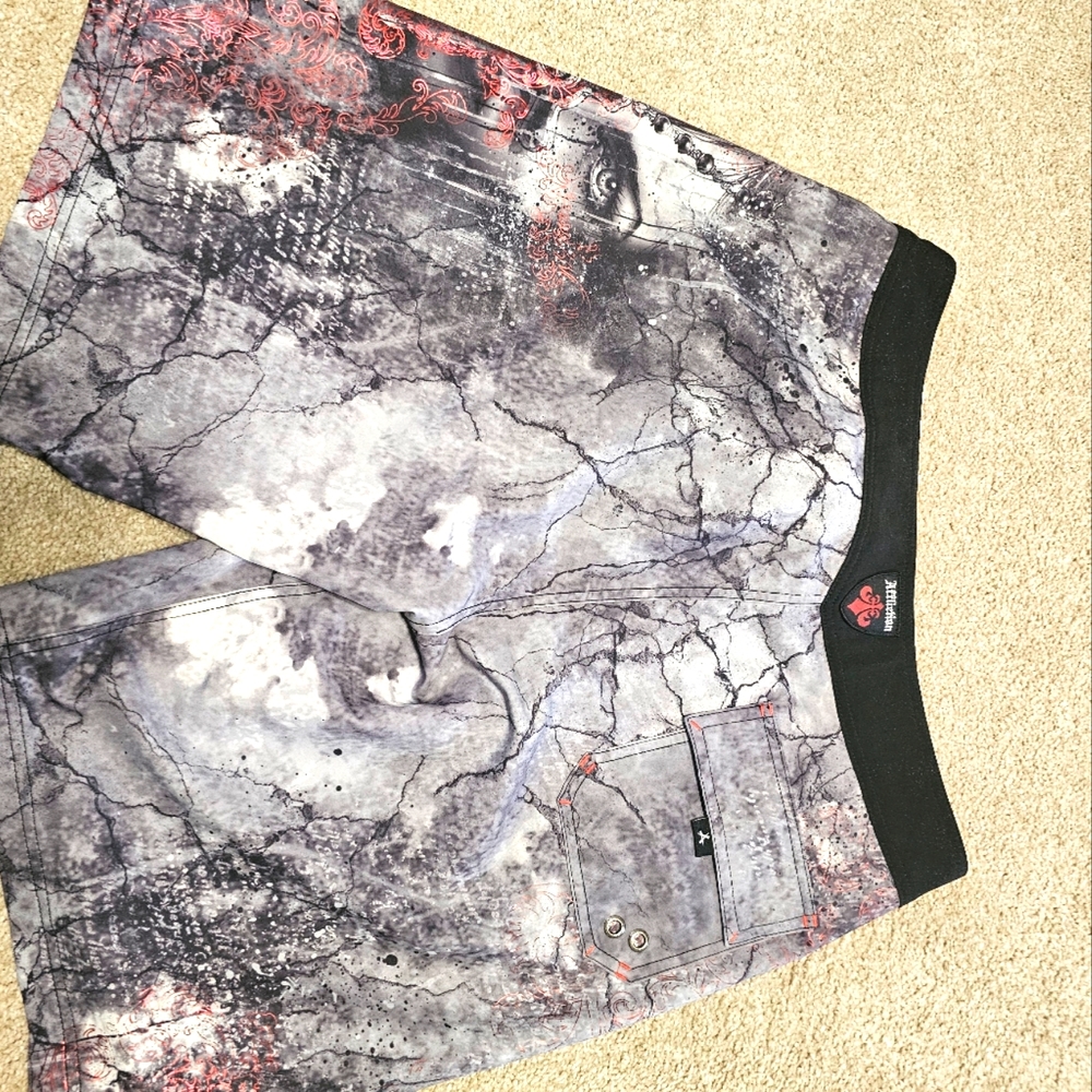 Affliction short size 38 good condition